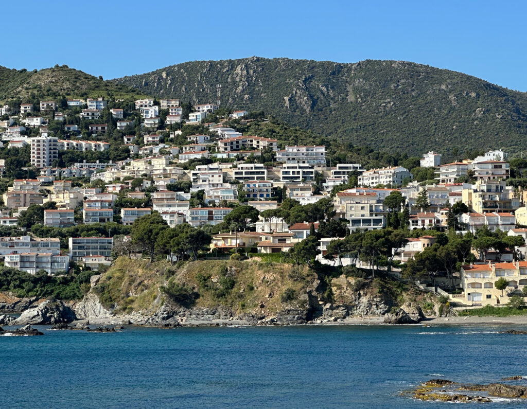 Obra nova i habitatge de segona mà a Espanya com a economia de propietat i reflex dels estàndards contemporanis